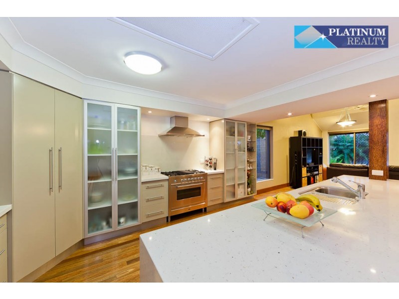 Broadbeach Waters QLD 4218