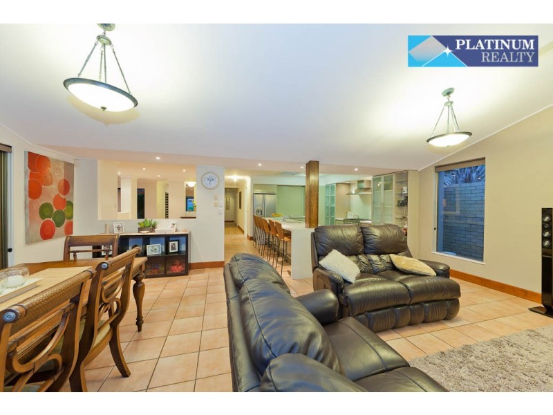 Broadbeach Waters QLD 4218