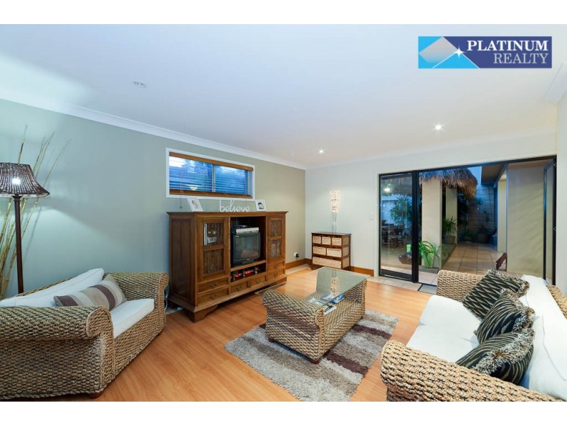 Broadbeach Waters QLD 4218