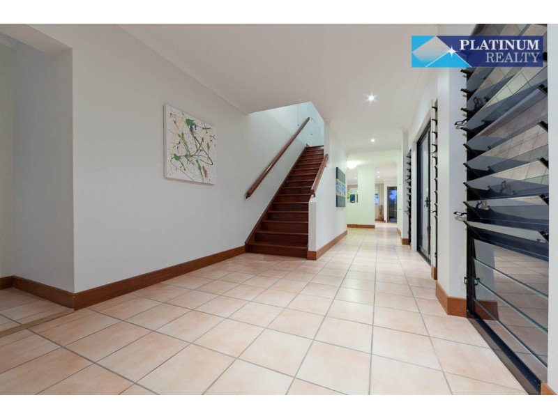 Broadbeach Waters QLD 4218