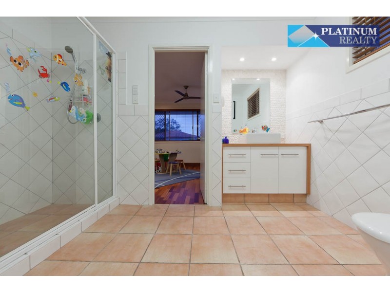 Broadbeach Waters QLD 4218