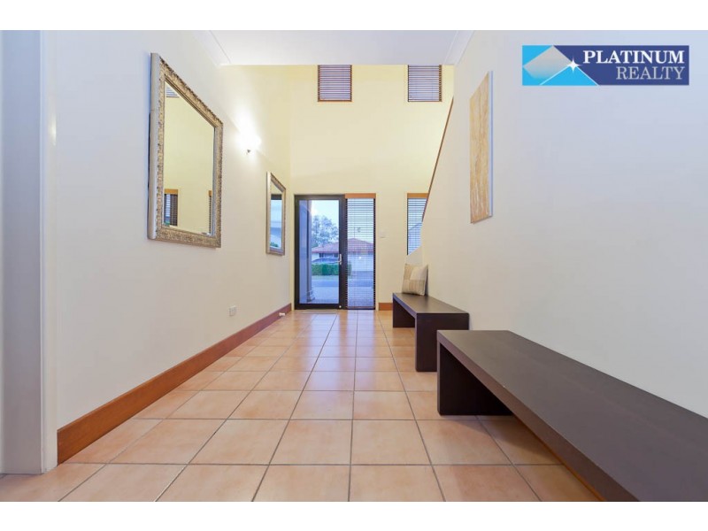 Broadbeach Waters QLD 4218