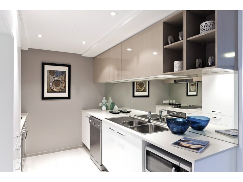 207/32-34 Paradise Island, Surfers Paradise QLD 4217
