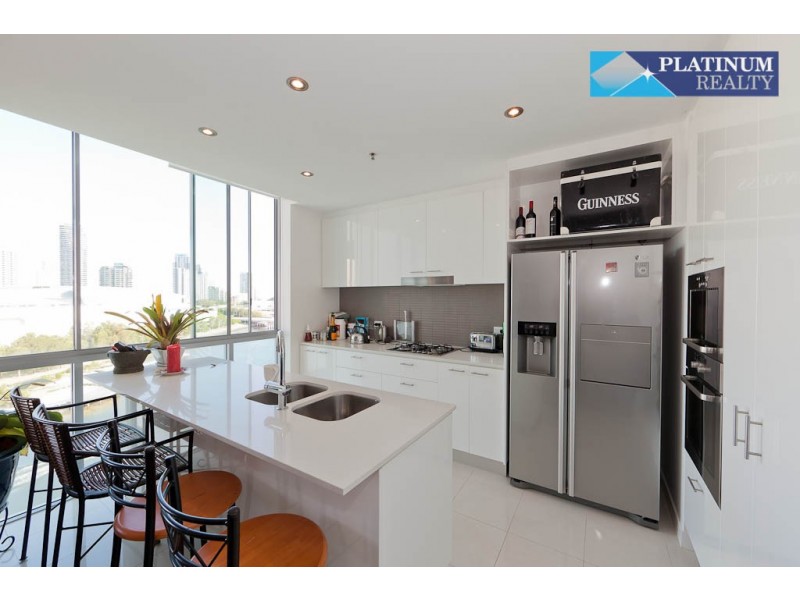 Broadbeach Waters QLD 4218