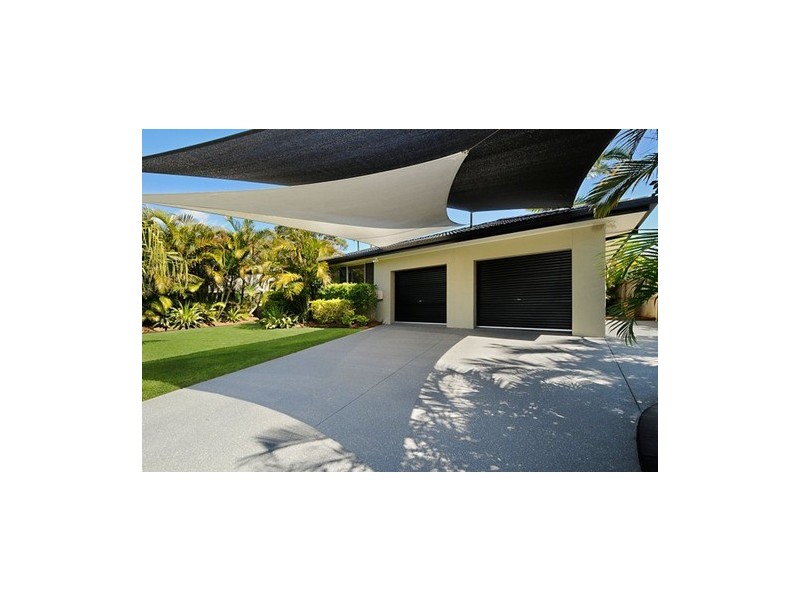 6 Helm Court, Mermaid Waters QLD 4218