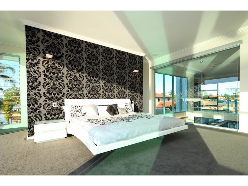 Broadbeach Waters QLD 4218