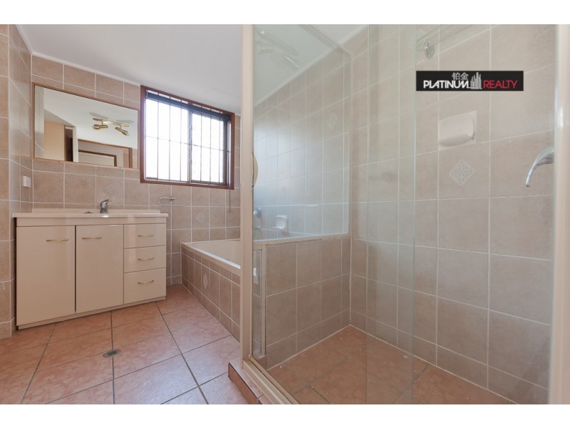 2/38 Ocean Street, Mermaid Beach QLD 4218