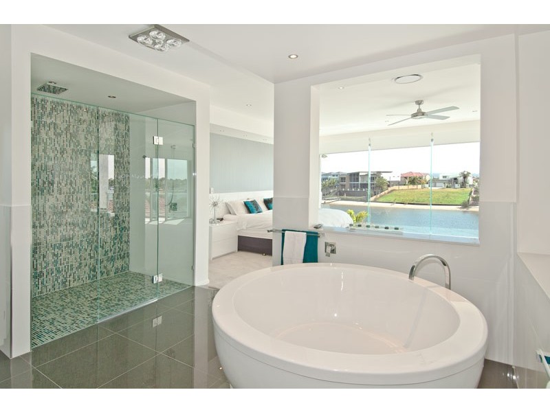 Broadbeach Waters QLD 4218