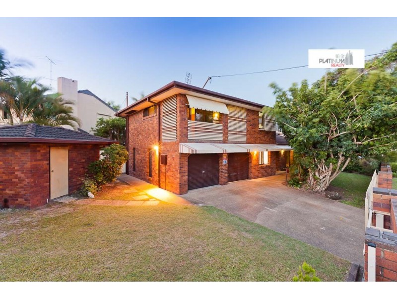 87 Dawn Parade, Miami QLD 4220