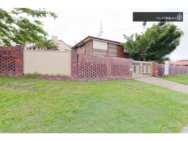 87 Dawn Parade, Miami QLD 4220