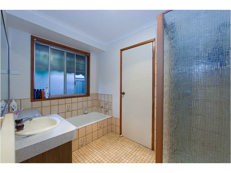 115 Hooker Boulevard, Broadbeach Waters QLD 4218