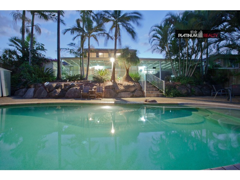 30 Wantana Cres, Edens Landing QLD 4207