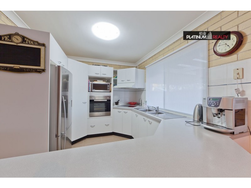 30 Wantana Cres, Edens Landing QLD 4207