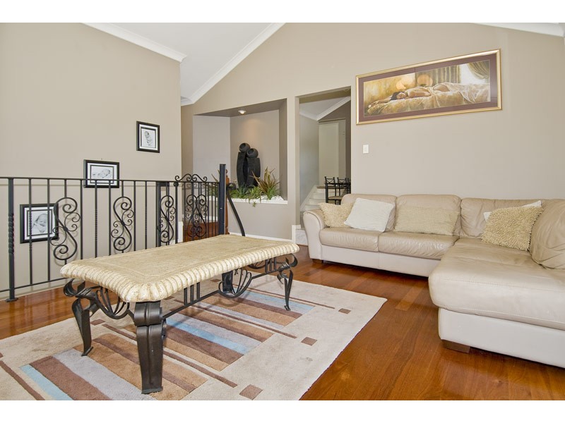 19 Castile, Edens Landing QLD 4207
