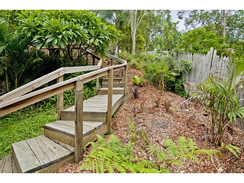 19 Castile, Edens Landing QLD 4207