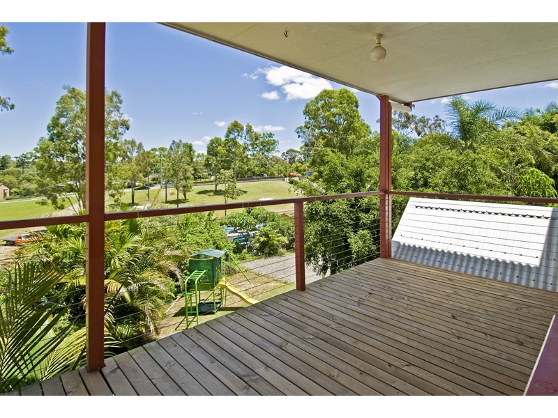 19 Castile, Edens Landing QLD 4207