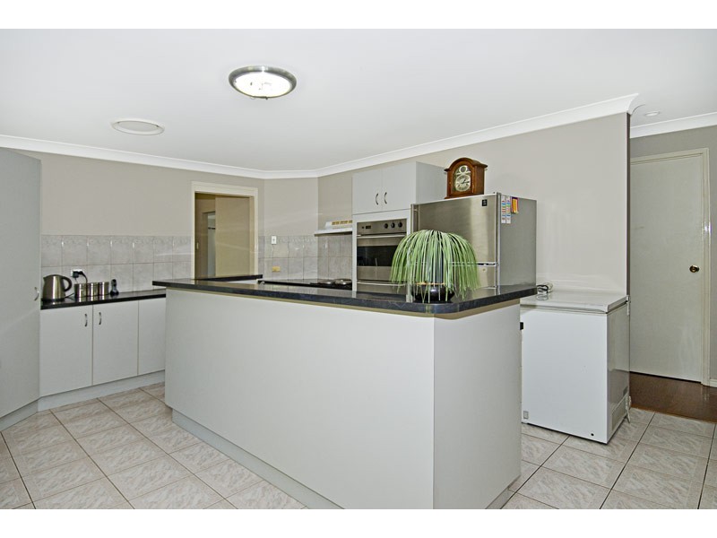 19 Castile, Edens Landing QLD 4207