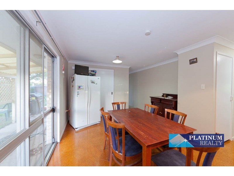 39 Rochester Drive, Mount Warren Park QLD 4207