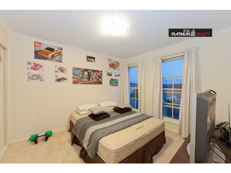 43 Ingles Circuit, Arundel QLD 4214