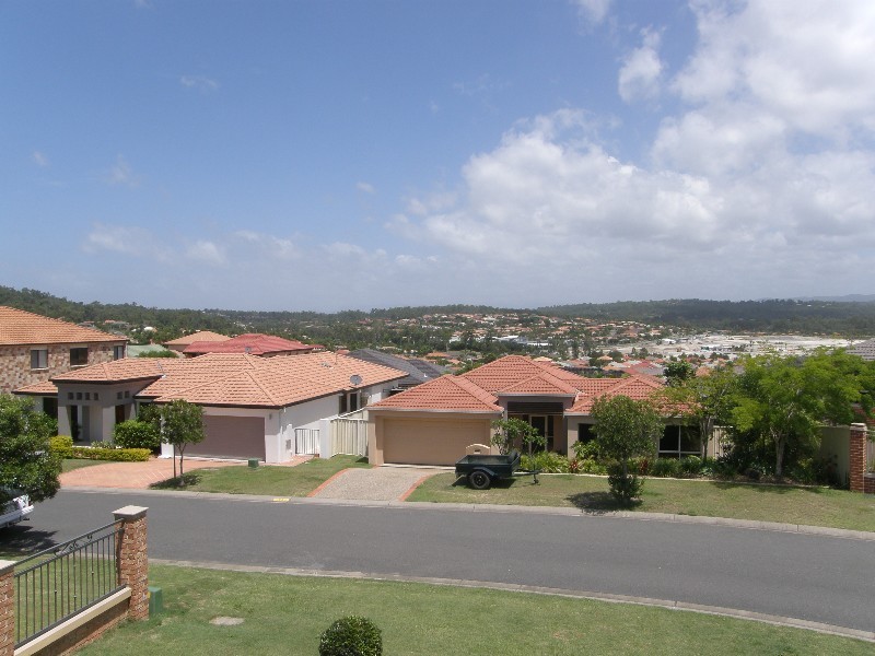 43 Ingles Circuit, Arundel QLD 4214