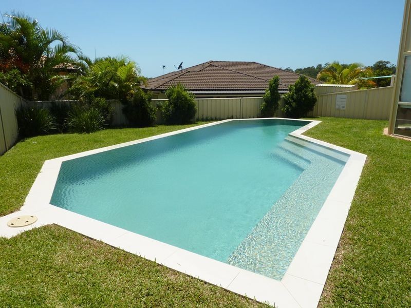 43 Ingles Circuit, Arundel QLD 4214