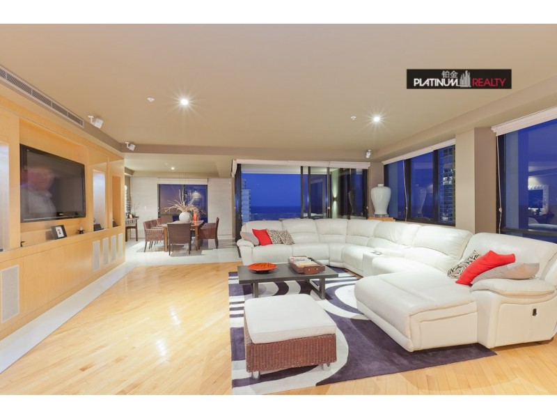 Broadbeach QLD 4218