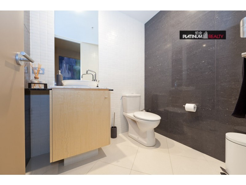 Broadbeach QLD 4218