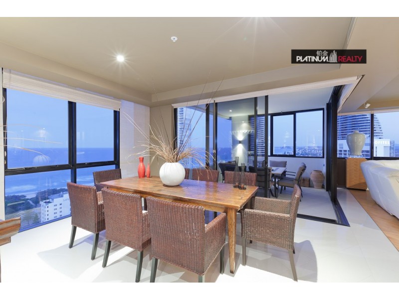 Broadbeach QLD 4218