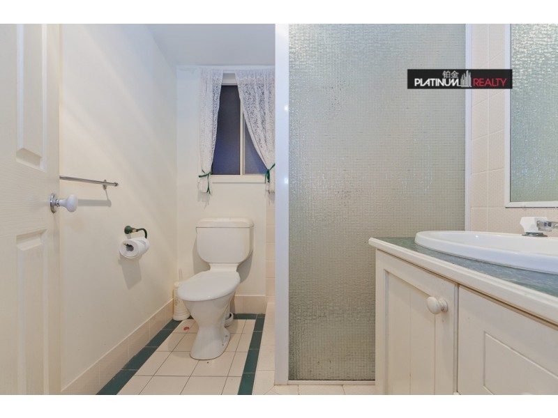 12 Grissom Court, Worongary QLD 4213