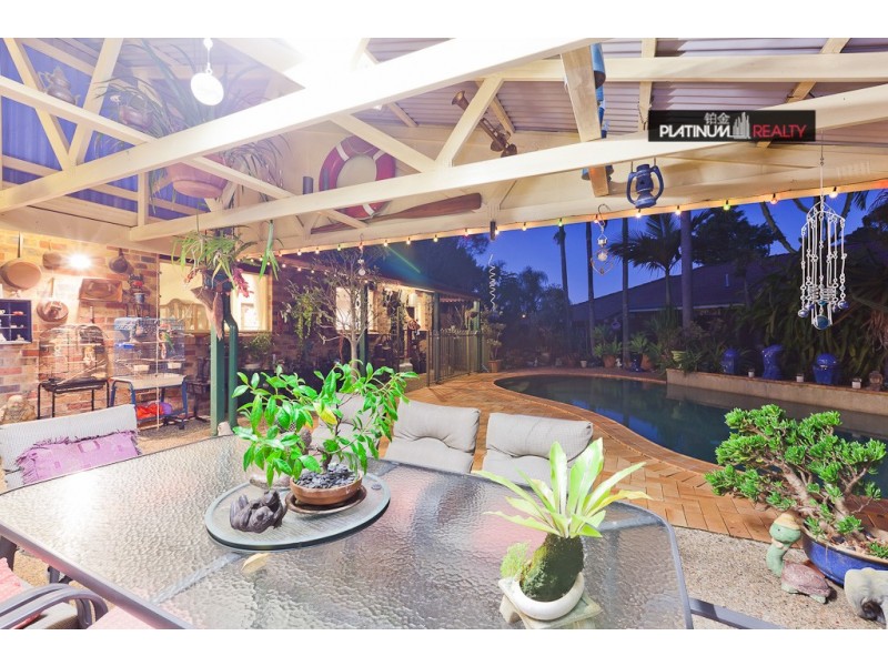 12 Grissom Court, Worongary QLD 4213