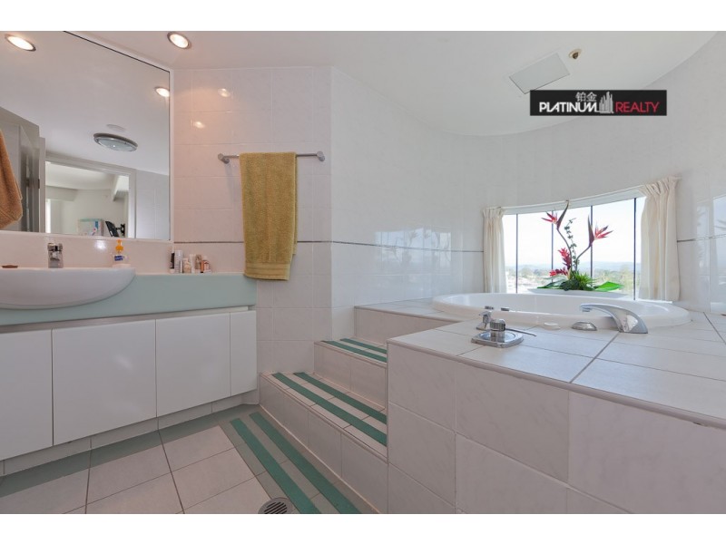 601-7 Mallana Street, Surfers Paradise QLD 4217