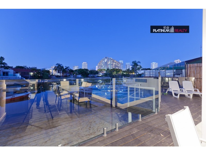 @ Rebecca, Broadbeach Waters QLD 4218