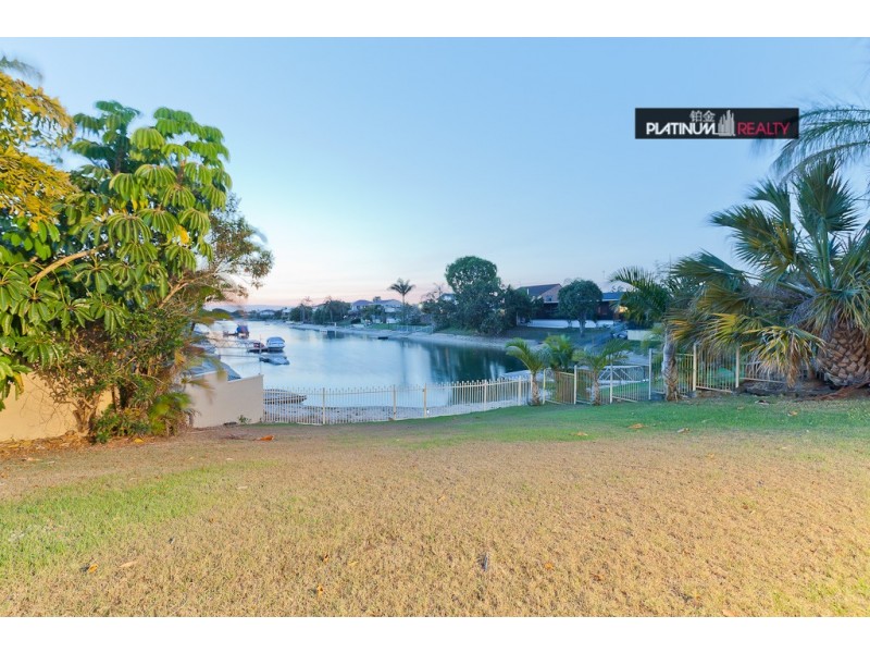 Broadbeach Waters QLD 4218