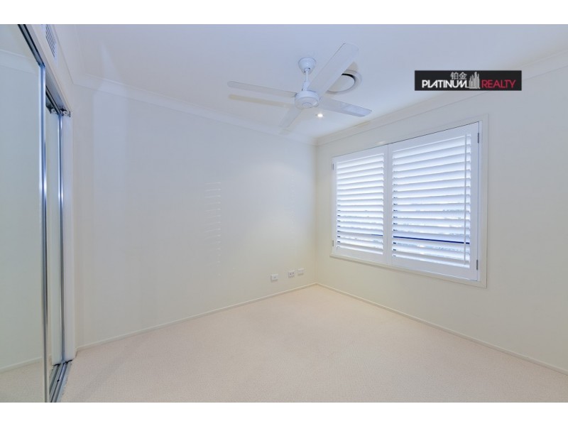 Broadbeach Waters QLD 4218