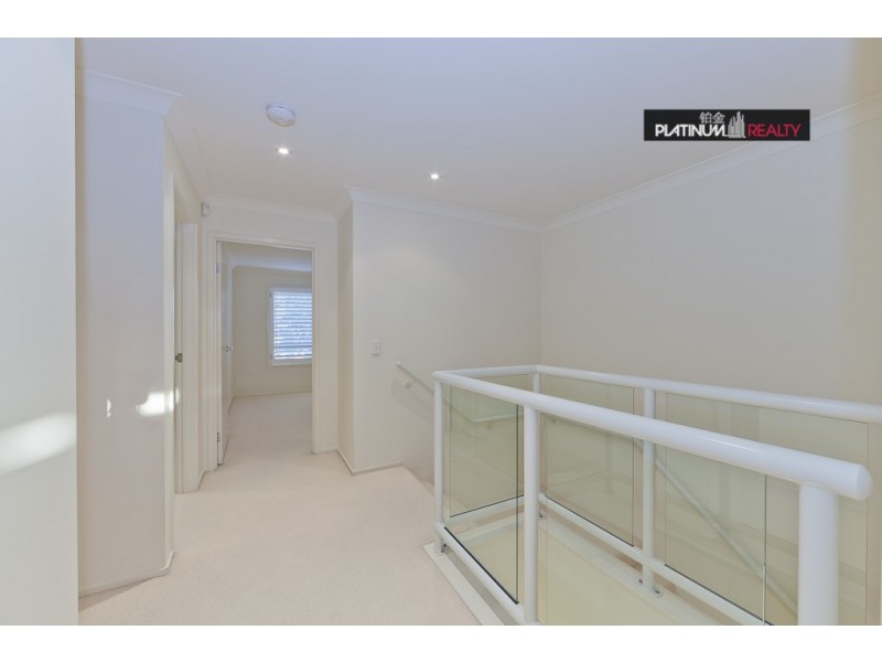 Broadbeach Waters QLD 4218