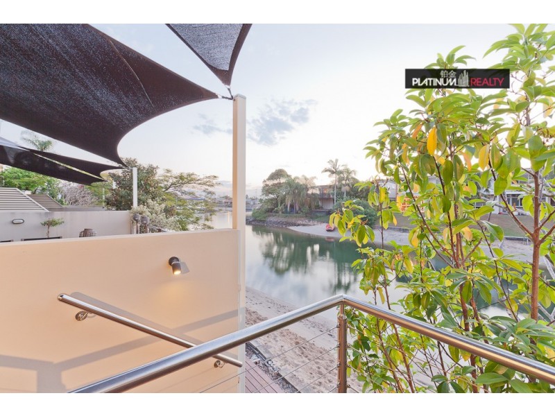 Broadbeach Waters QLD 4218