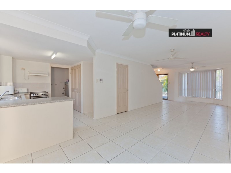 69/220 Christine Avenue, Burleigh Waters QLD 4220