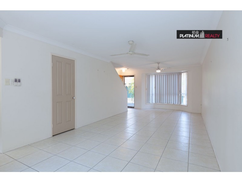 69/220 Christine Avenue, Burleigh Waters QLD 4220