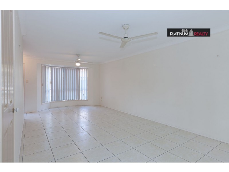69/220 Christine Avenue, Burleigh Waters QLD 4220