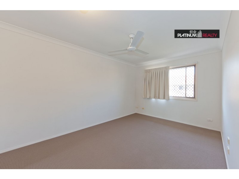 69/220 Christine Avenue, Burleigh Waters QLD 4220