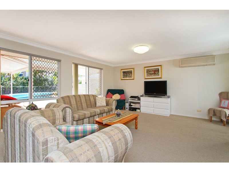 141 Santa Cruz Boulevard, Clear Island Waters QLD 4226