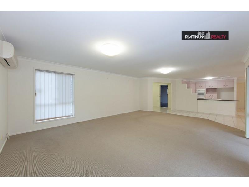 141 Santa Cruz Boulevard, Clear Island Waters QLD 4226