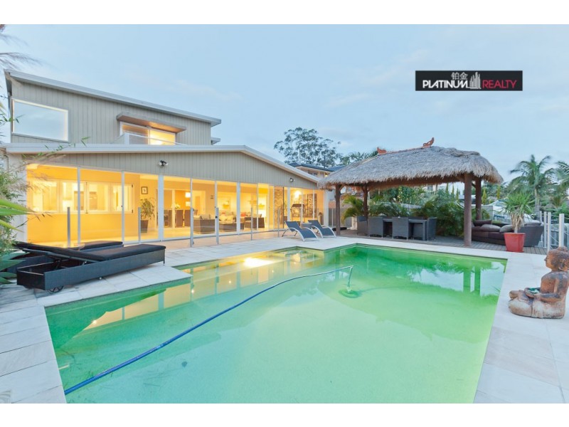 Broadbeach Waters QLD 4218