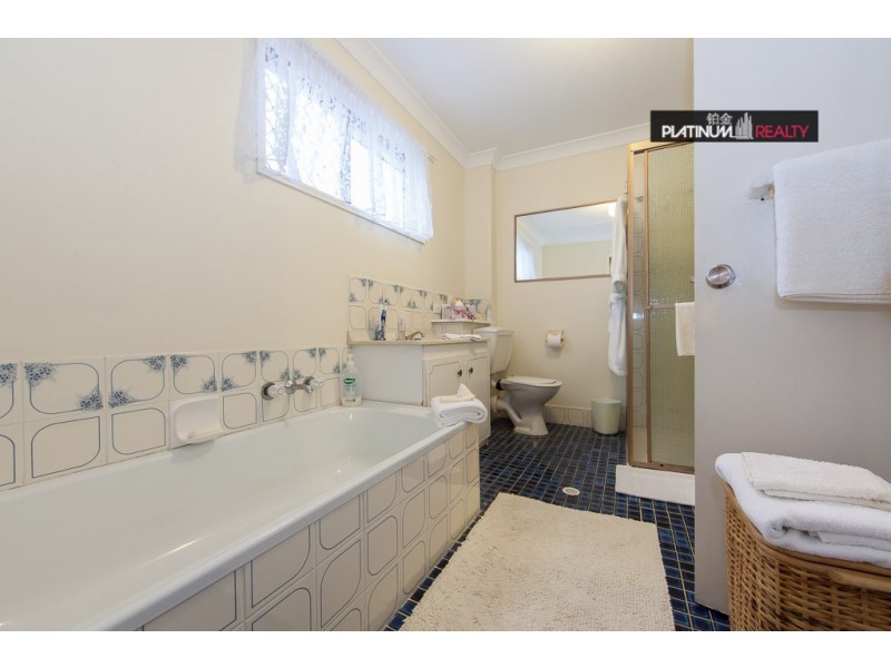 Labrador QLD 4215