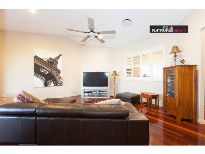 Highland Park QLD 4211