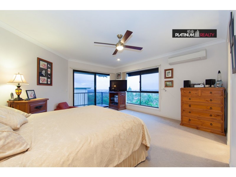 Highland Park QLD 4211