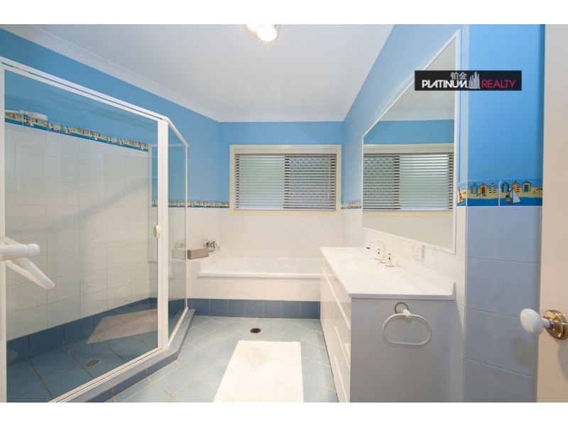 Highland Park QLD 4211