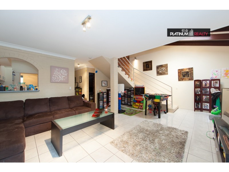 111 Salerno, Isle Of Capri QLD 4217