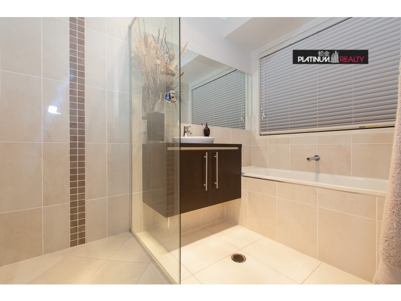 64 Maidenwell Road, Ormeau QLD 4208
