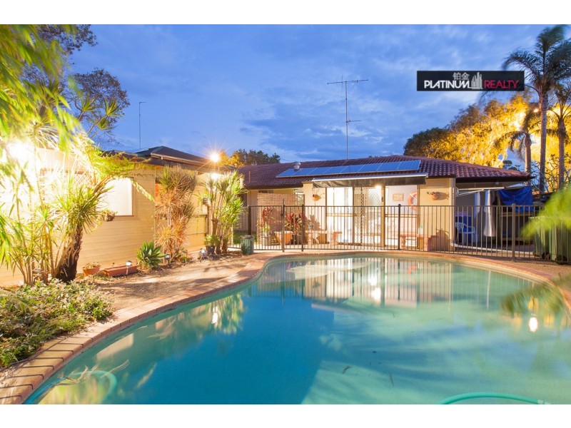 147 Markeri Street, Mermaid Waters QLD 4218